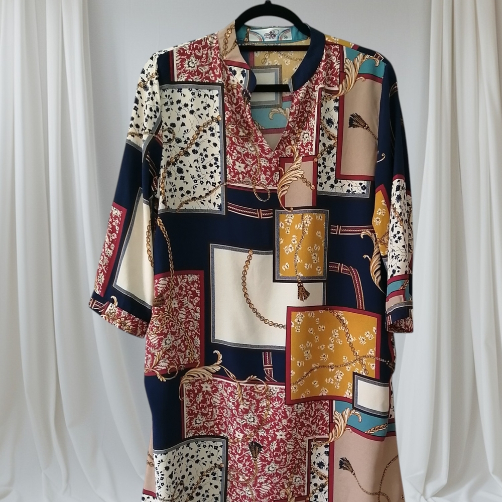 Chic Patchwork Mini Dress in Multicolor - Picture 2 of 6